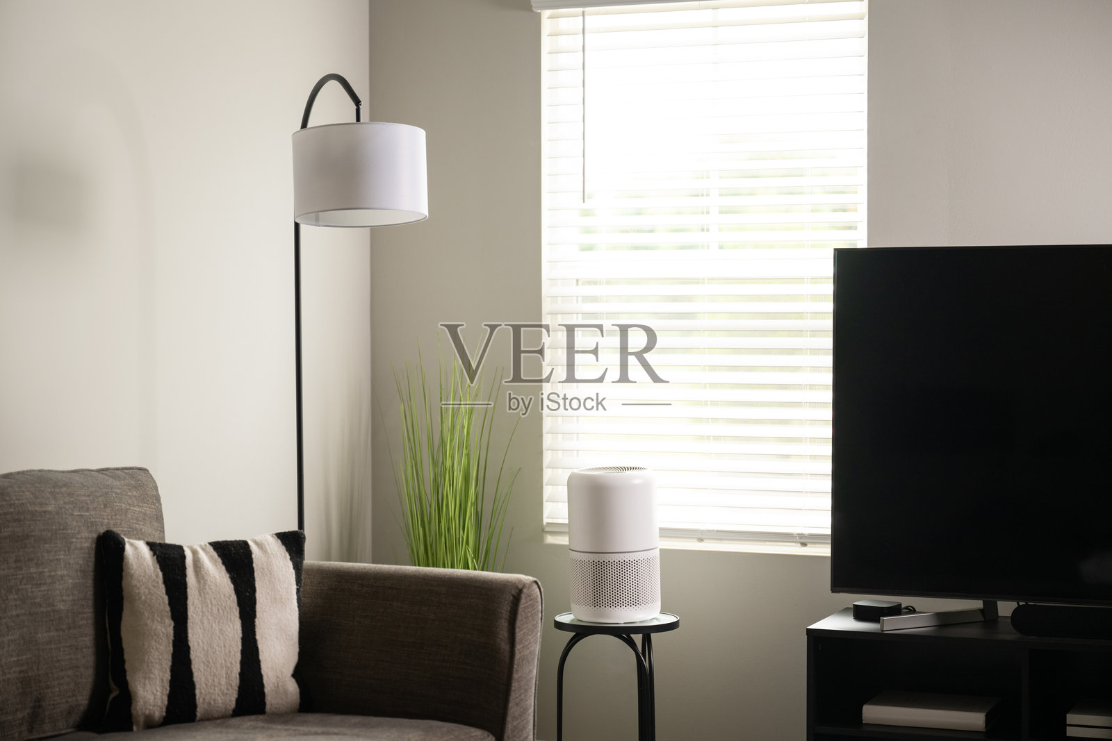 生活空间空气净化器照片摄影图片