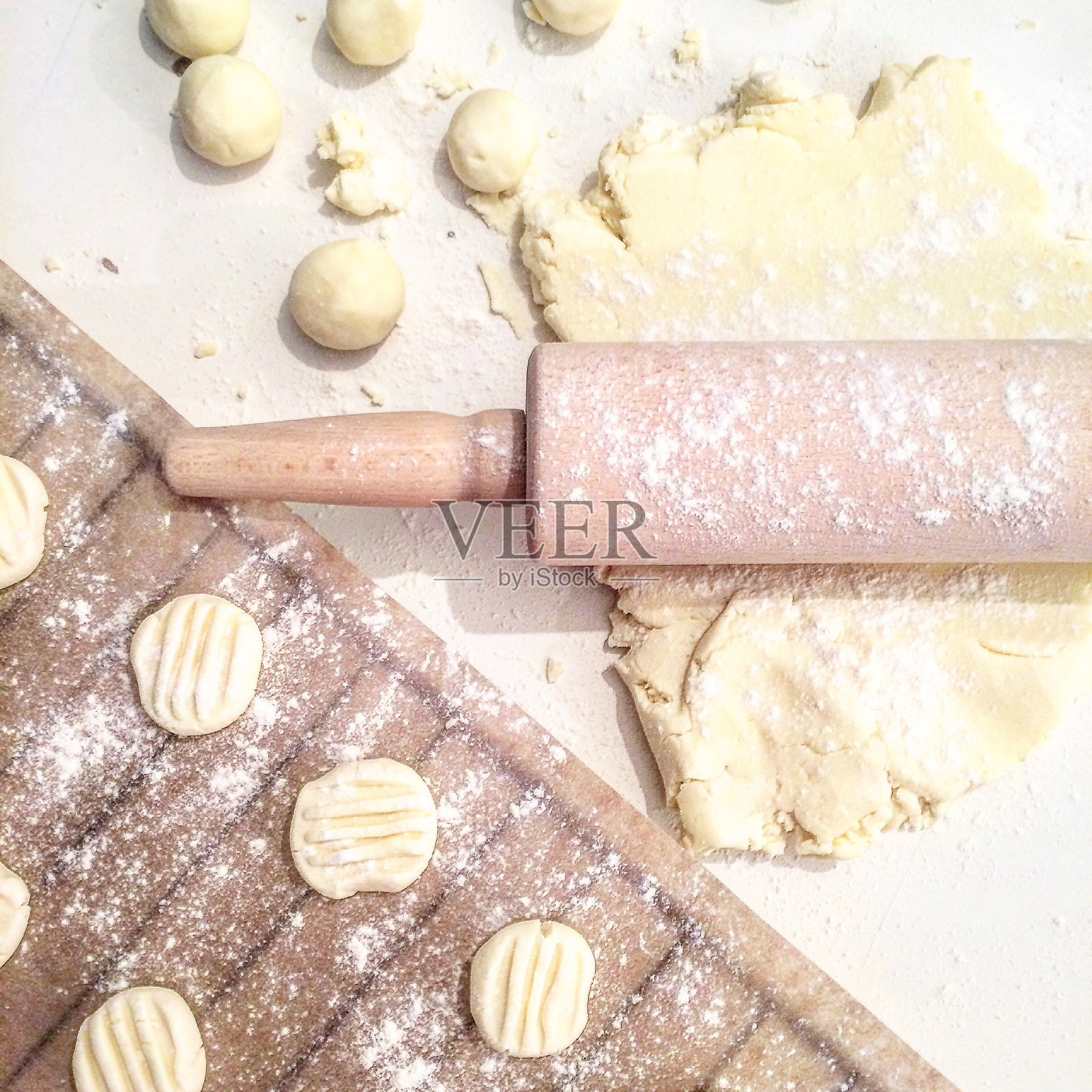 面团和擀面杖的高角度照片照片摄影图片