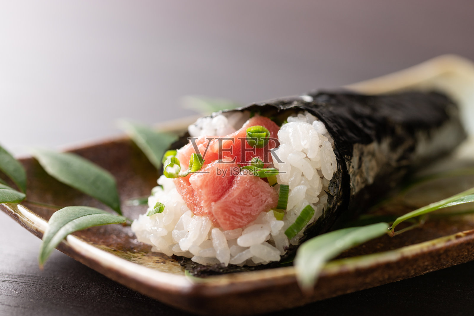 Negitoro手卷寿司照片摄影图片