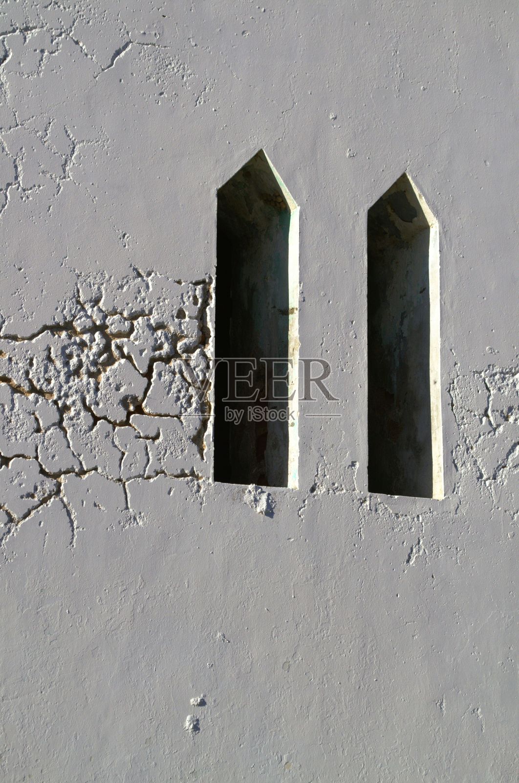 玛格丽塔岛上有许多不同的教堂。照片摄影图片