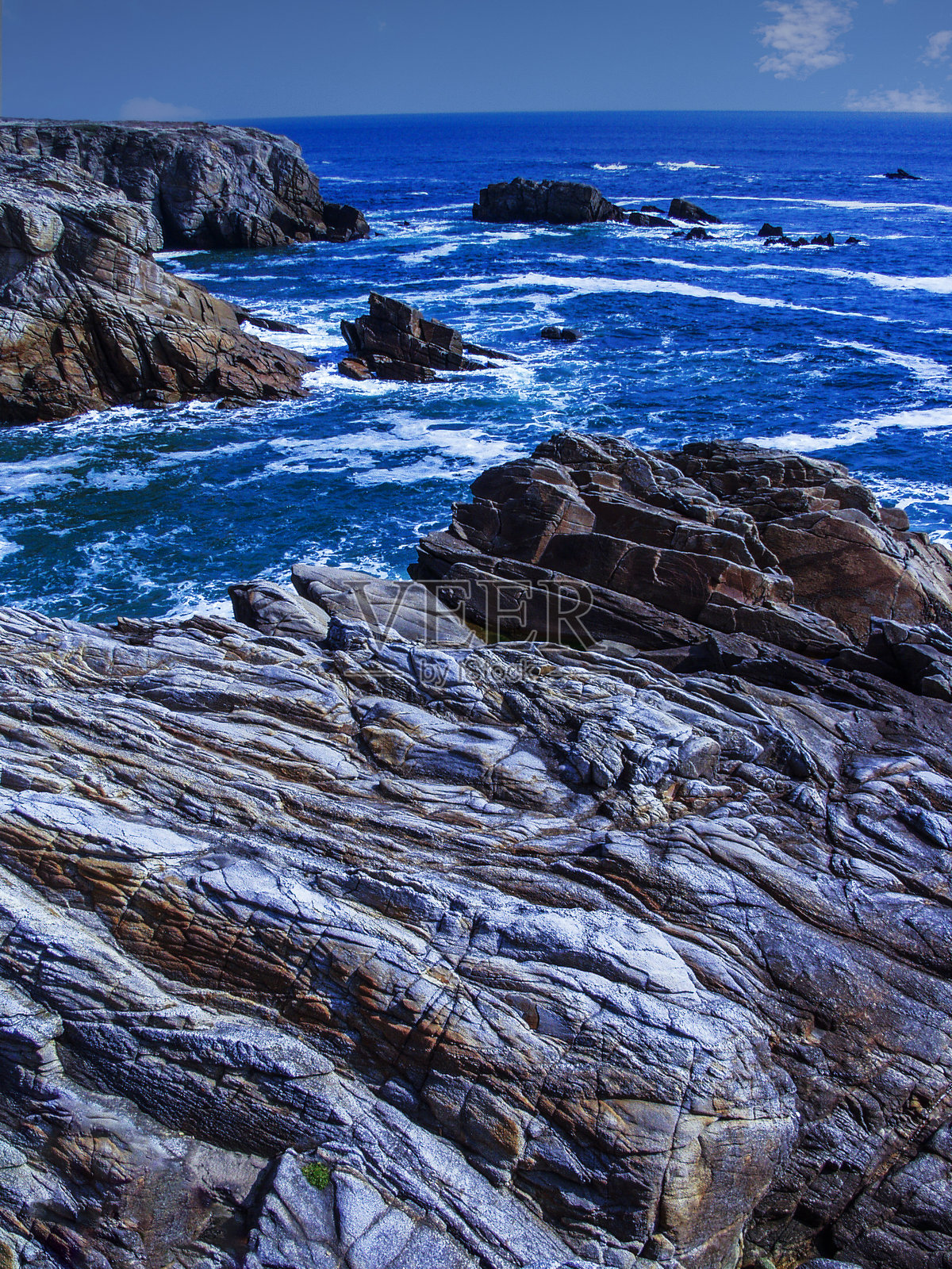悬崖海基伯隆布列塔尼法国科茨野蛮-野蛮海岸照片摄影图片