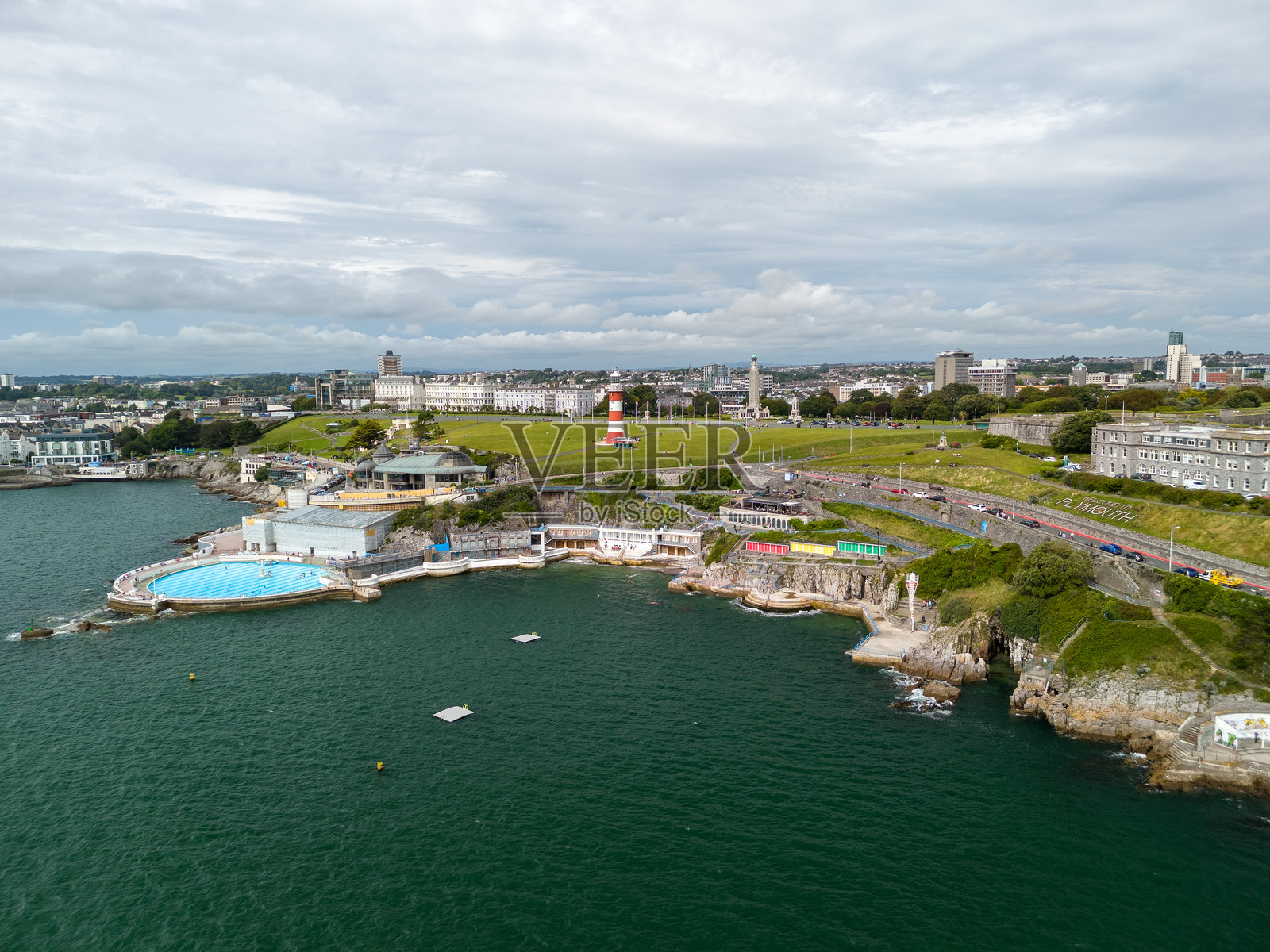 从无人机上看普利茅斯霍照片摄影图片