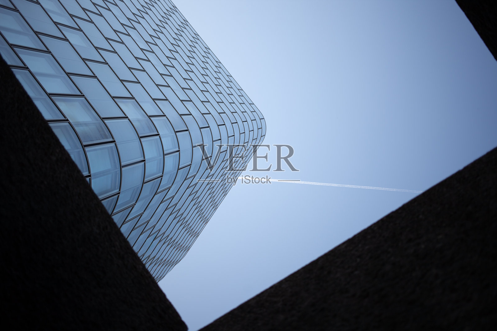 现代塔和现代生活框架照片摄影图片