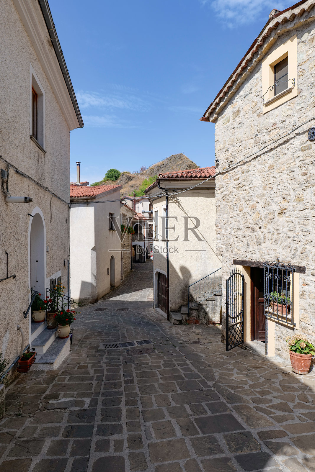 意大利巴西利卡塔的萨索迪卡斯塔尔达村。照片摄影图片