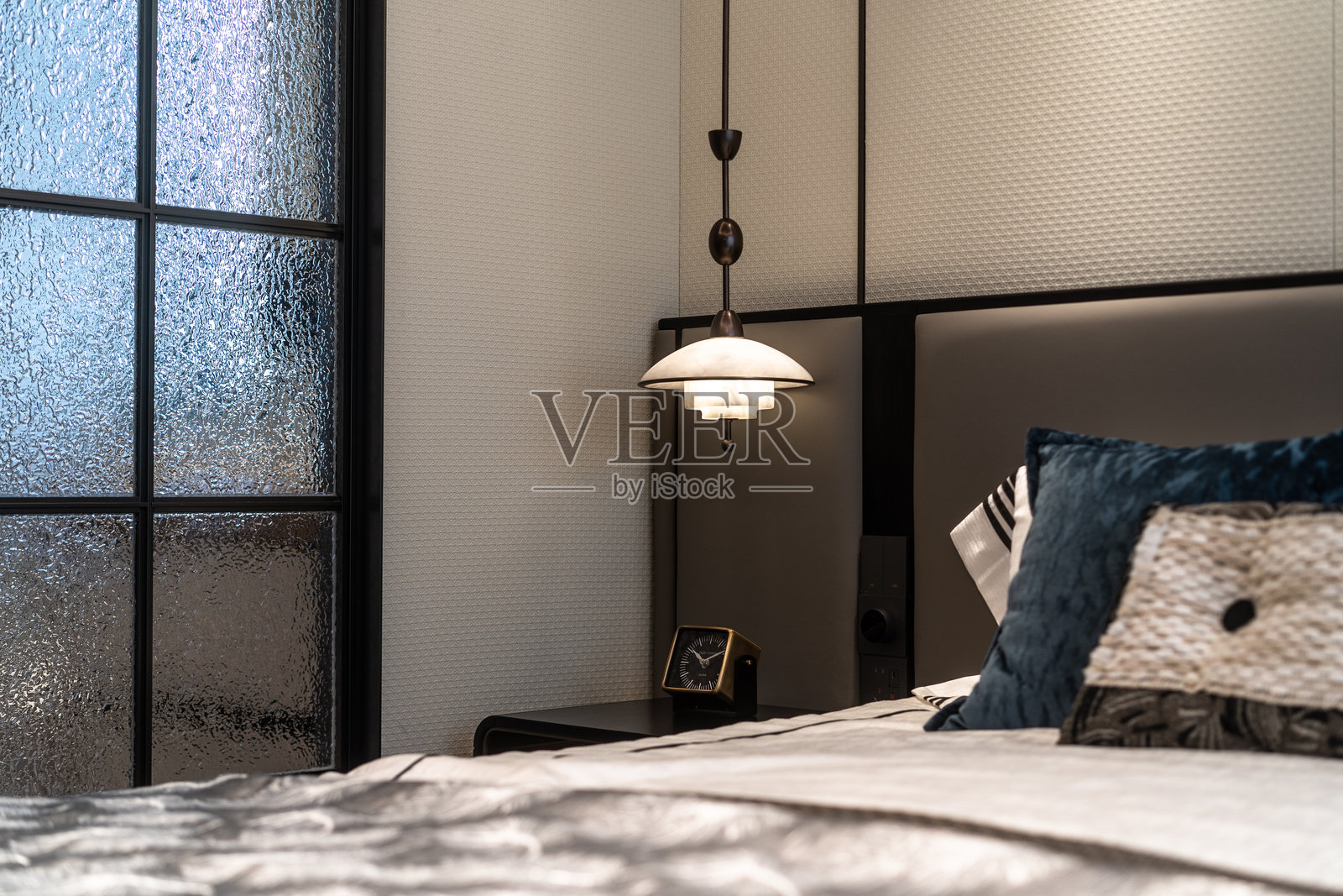 现代简洁卧室照片摄影图片