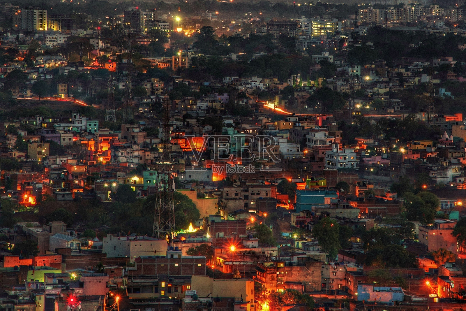 城市夜景的高视角照片摄影图片