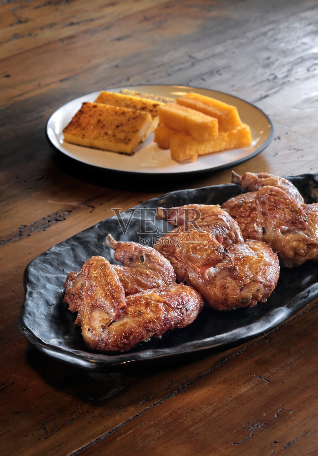 烤鸡块照片摄影图片