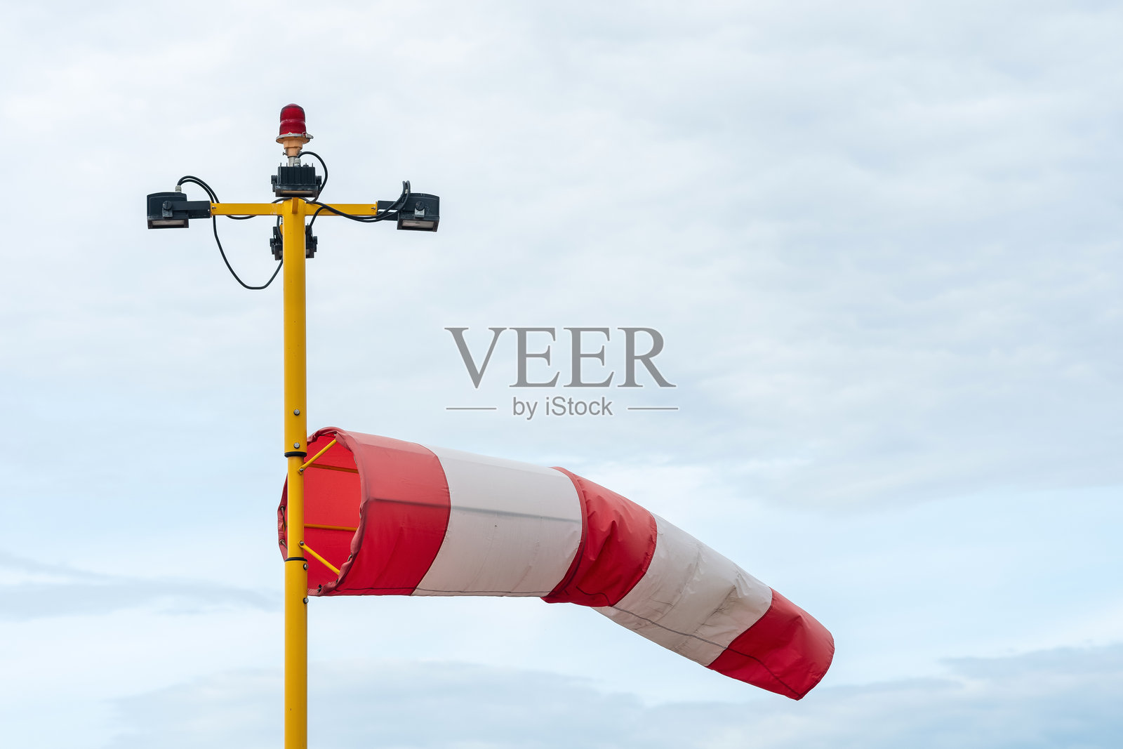 风标,气象仪器,用来指示风速和风向照片摄影图片