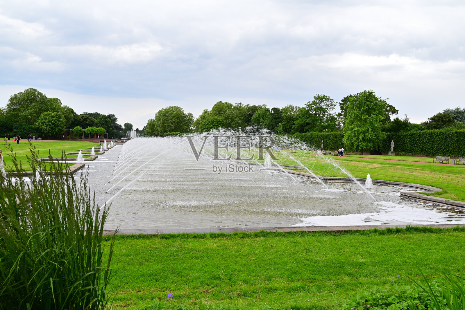杜塞尔多夫日本花园春天的水景照片摄影图片