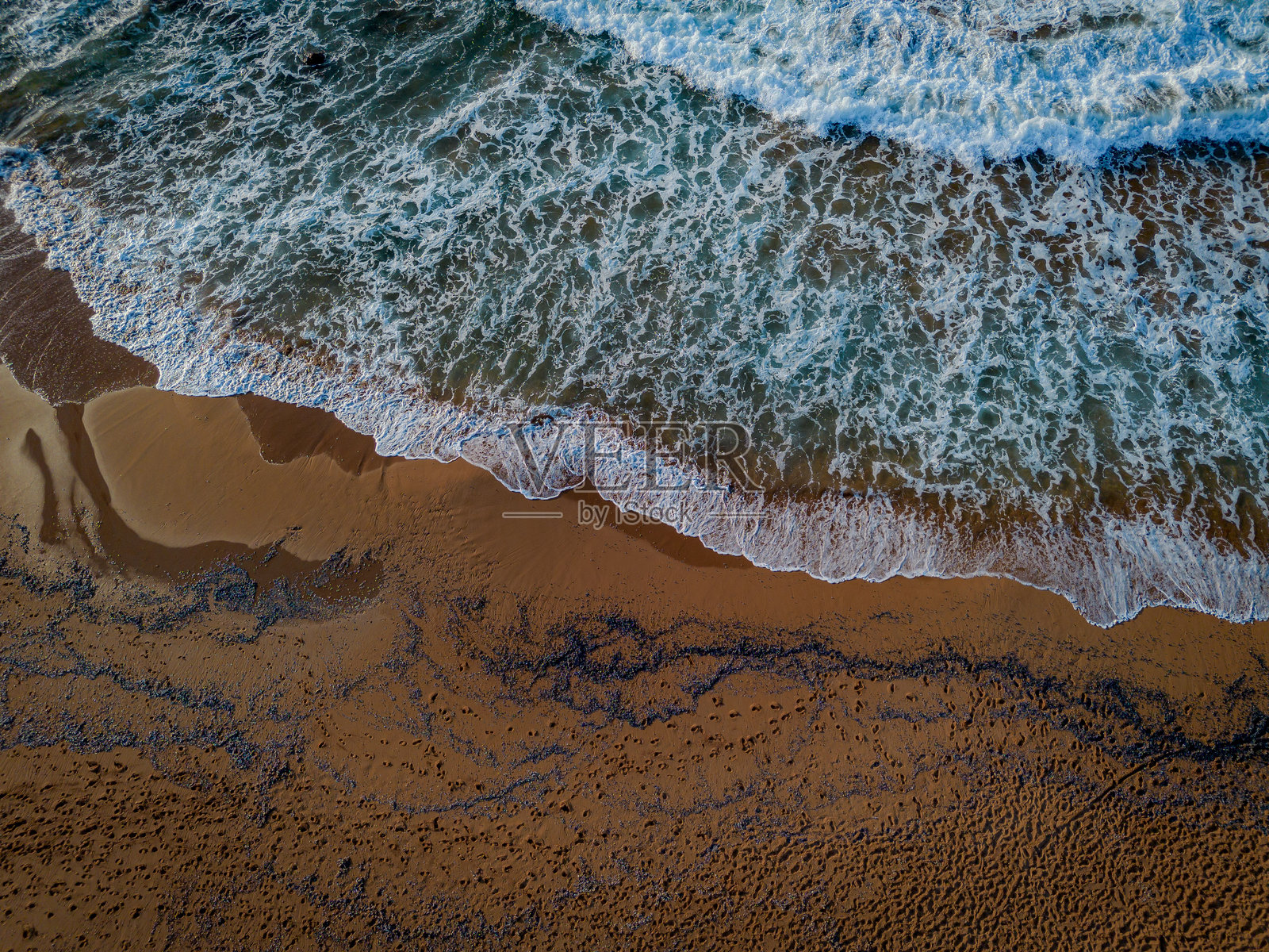 无人机拍摄的梅诺卡岛海岸线照片摄影图片