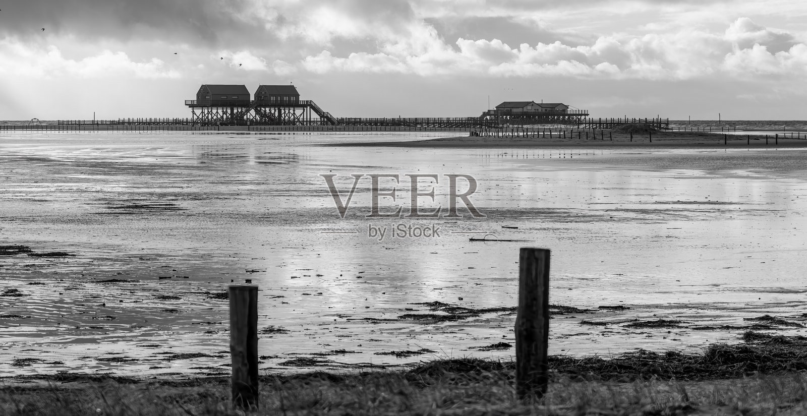 圣彼得奥丁海滩的退潮照片摄影图片