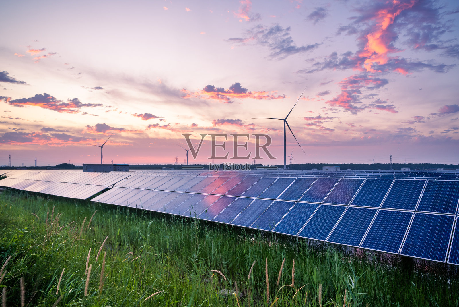 太阳能光伏发电站照片摄影图片