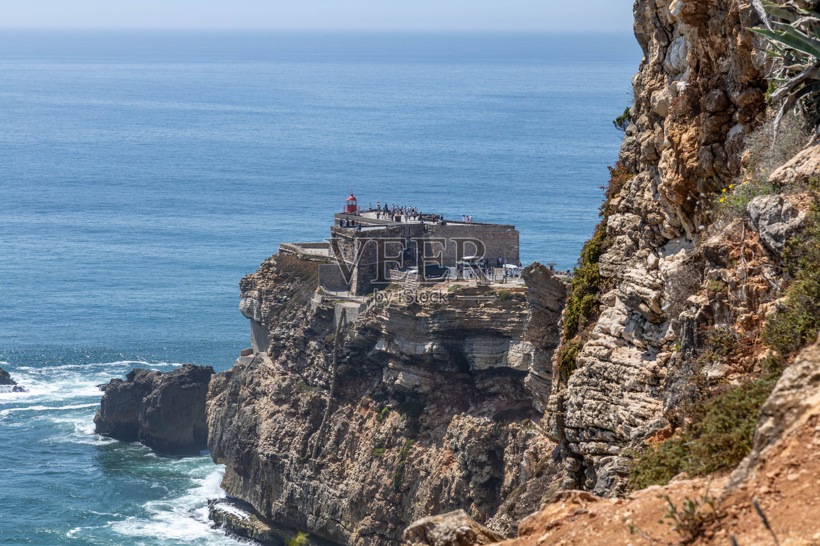 葡萄牙纳扎雷的圣米格尔阿尔坎霍灯塔堡垒照片摄影图片