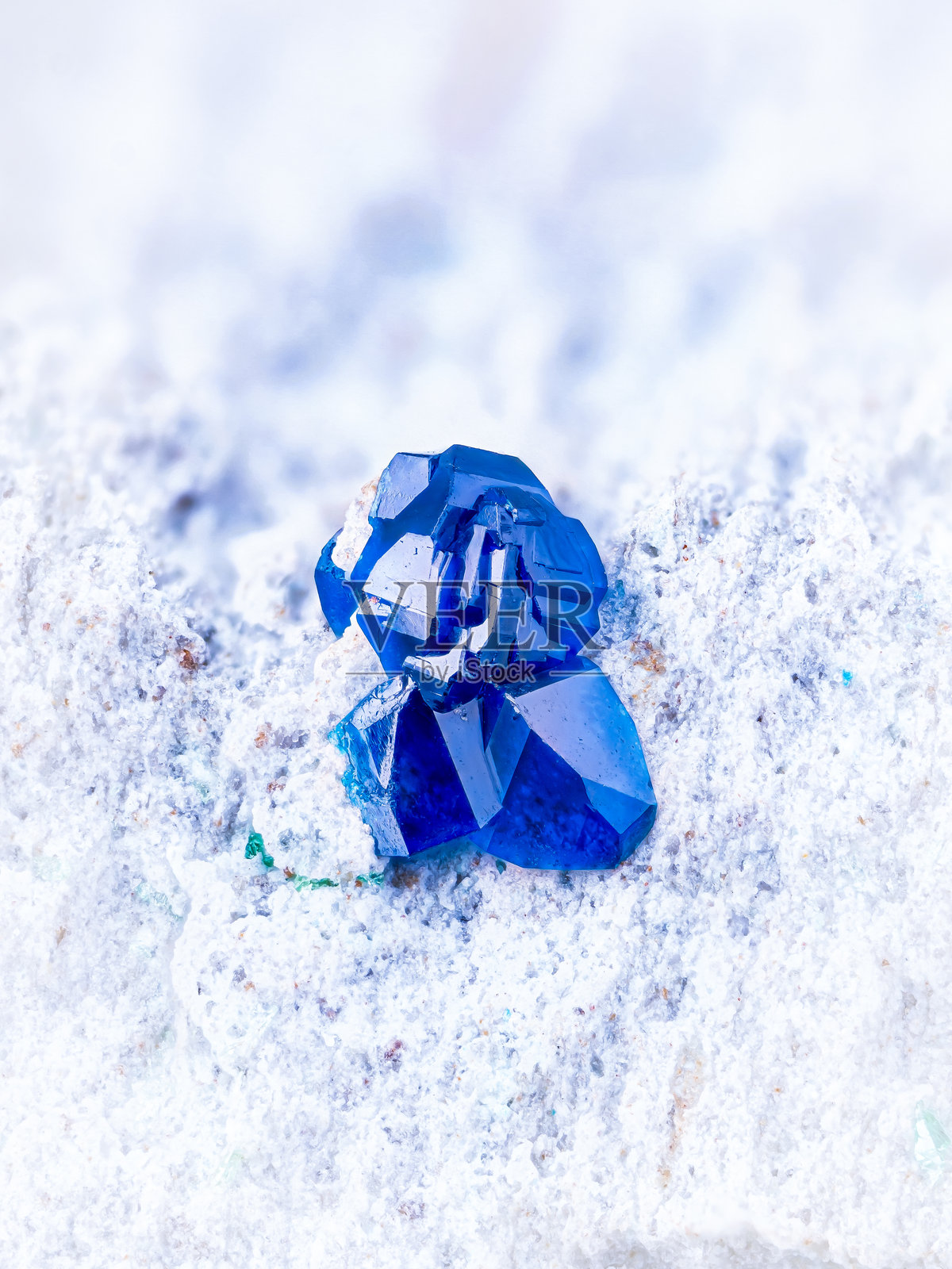 蓝色玉髓。来自刚果民主共和国卢本巴希的埃图瓦尔杜刚果矿的标本照片摄影图片