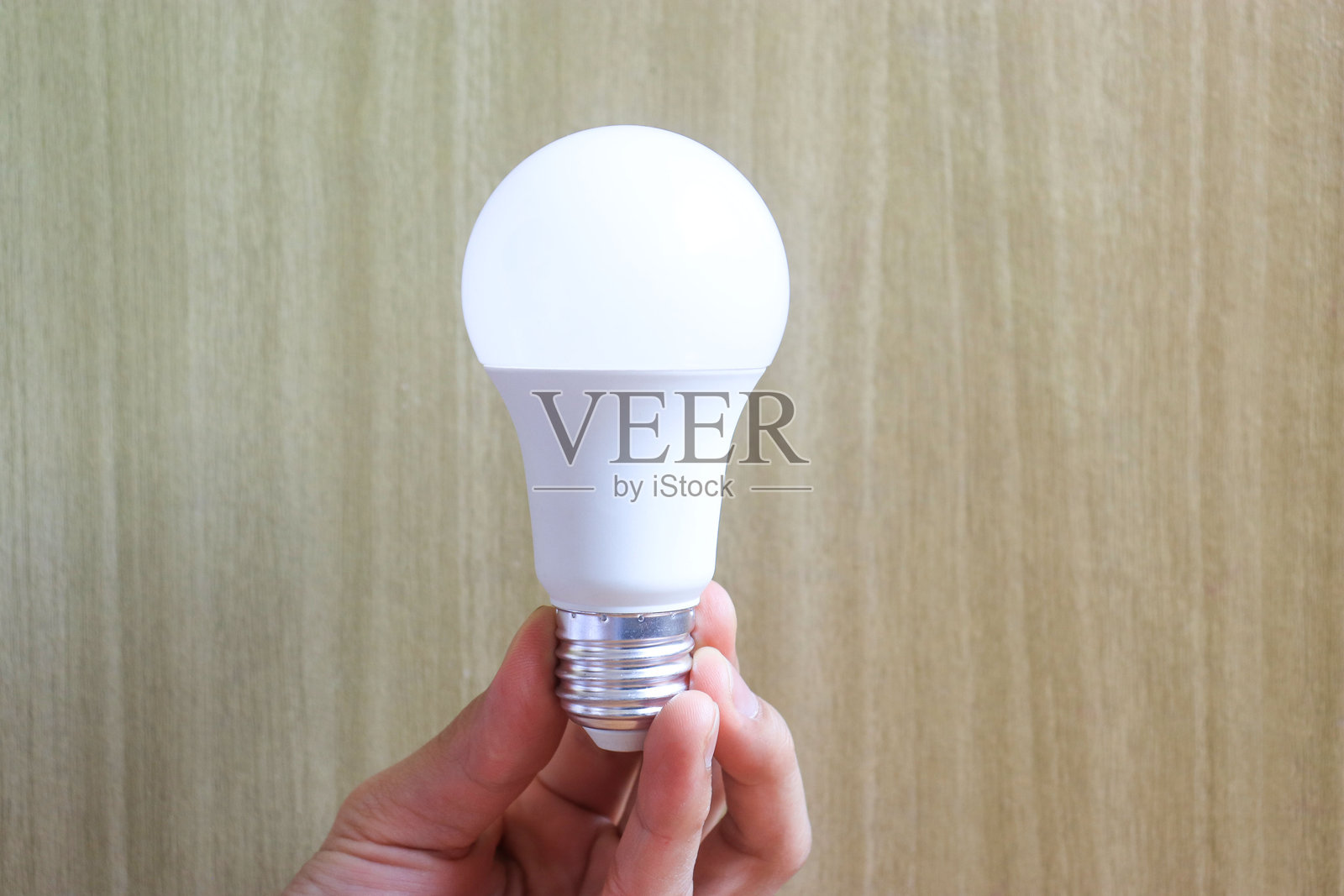 白色灯泡照片摄影图片