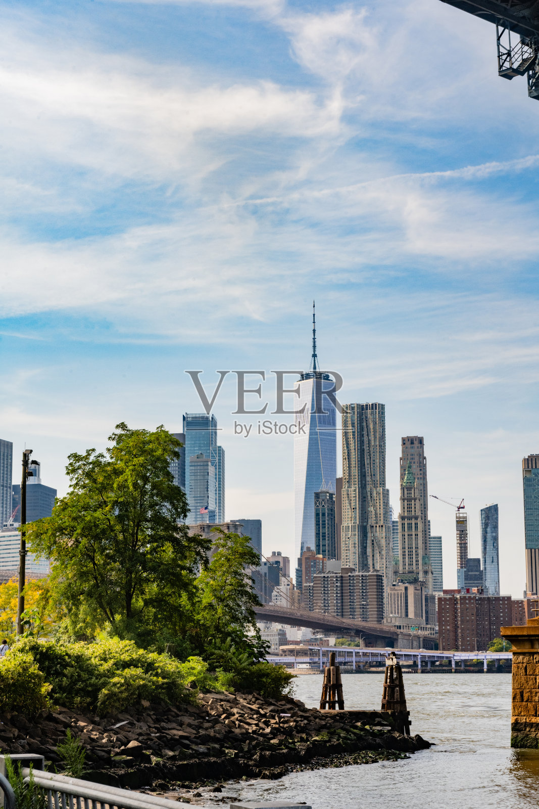 布鲁克林大桥公园的曼哈顿天际线景观照片摄影图片