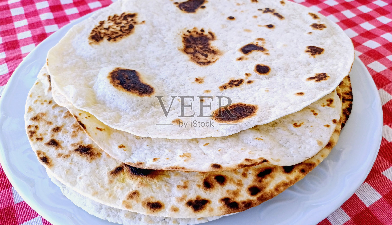 拉瓦什。糕点。照片摄影图片