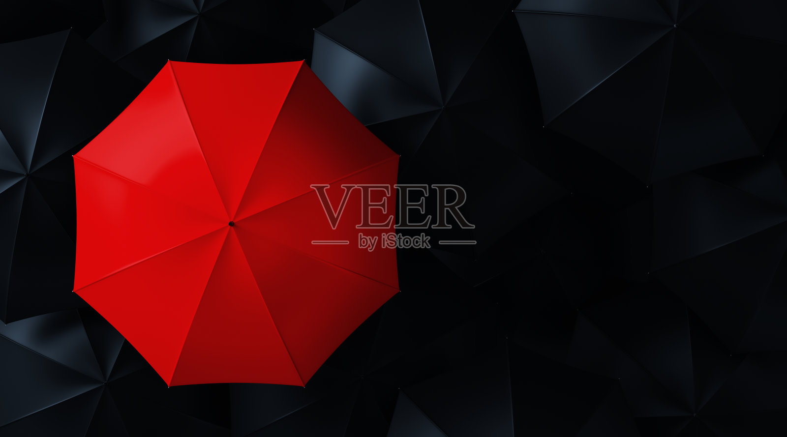 在众多黑伞中,一把红伞高高在上,格外显眼。照片摄影图片