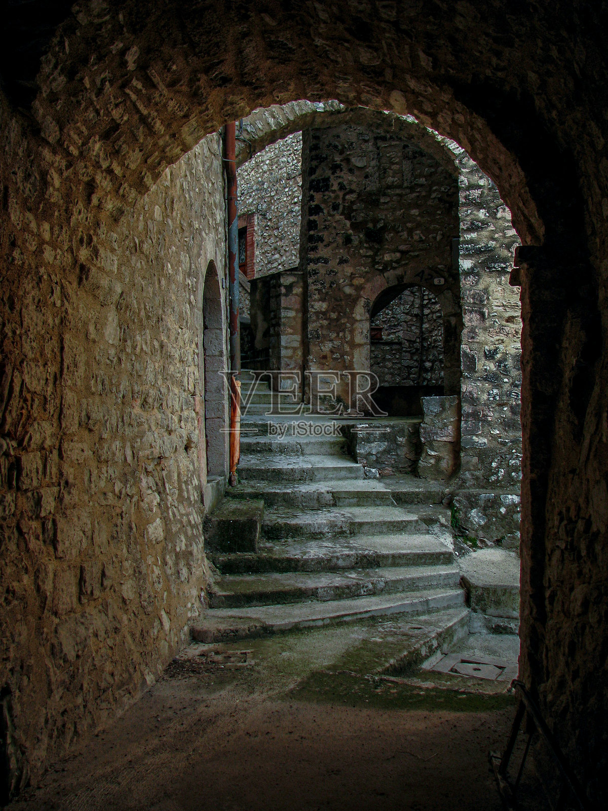 内拉谷地的历史中心照片摄影图片