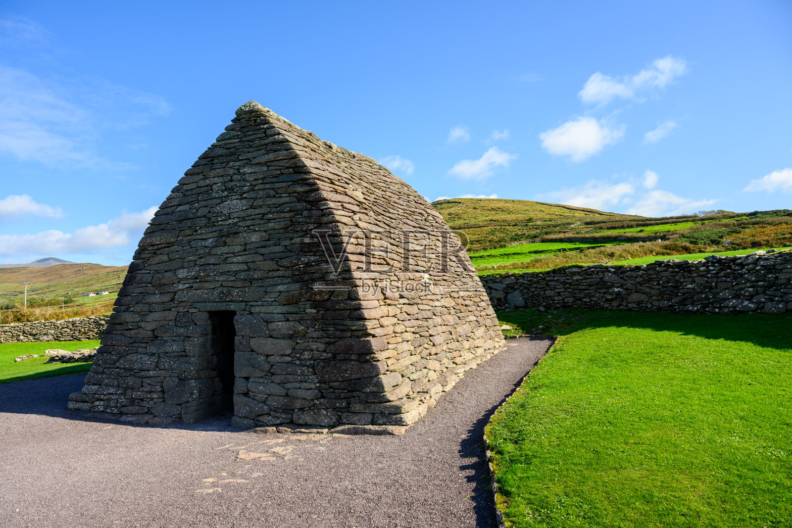 加拉鲁斯礼拜堂,位于爱尔兰丁格尔半岛的古老教堂照片摄影图片