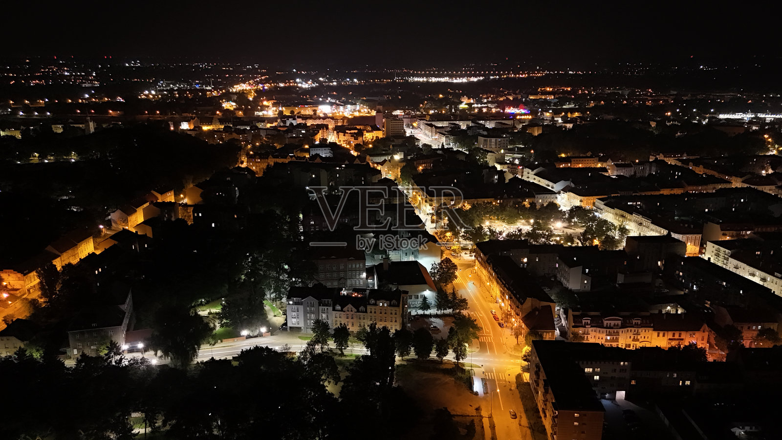 夜晚的城市照片摄影图片