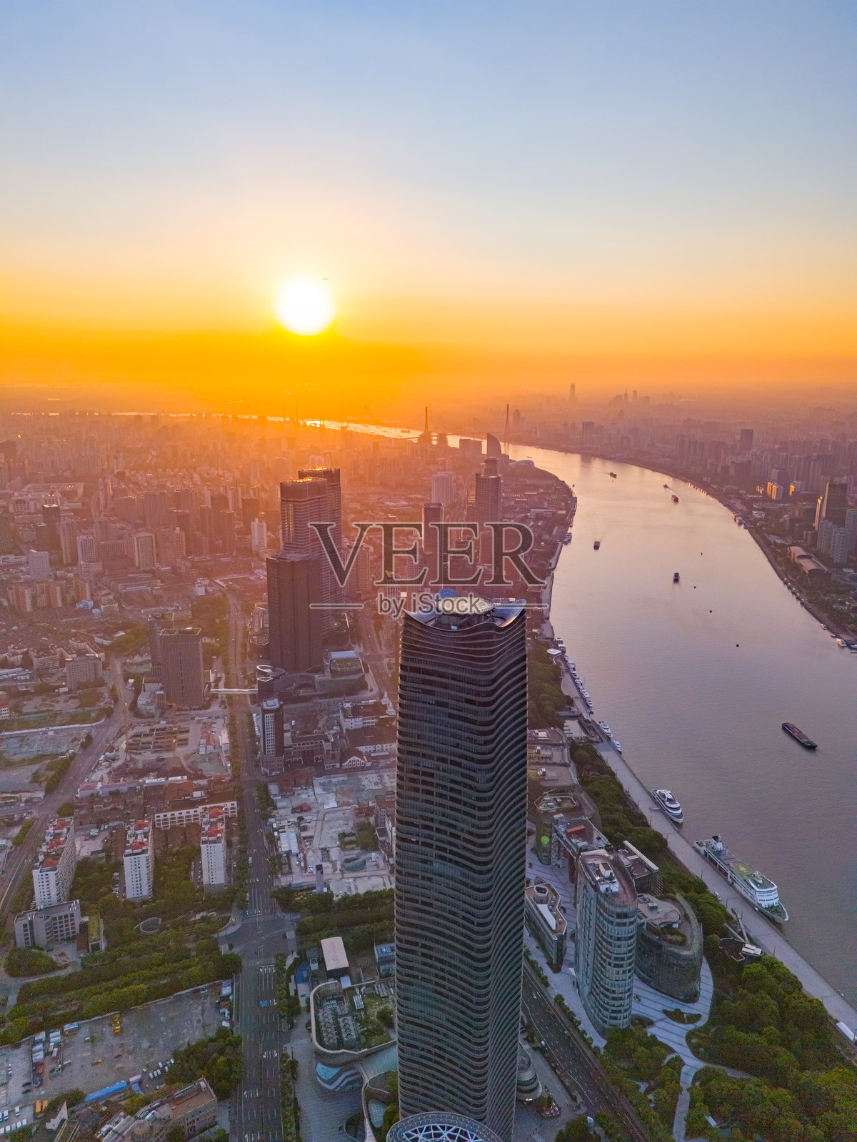 上海日出时的鸟瞰图照片摄影图片