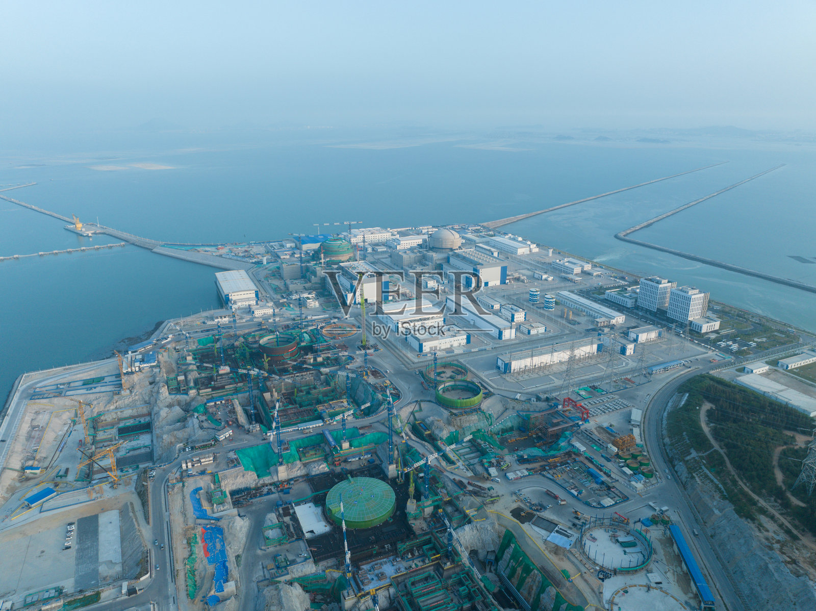 新核电站的建设照片摄影图片