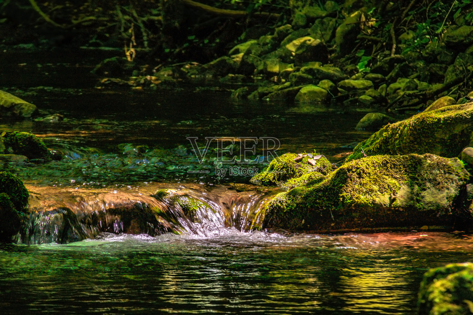 法国奥尔比厄河照片摄影图片