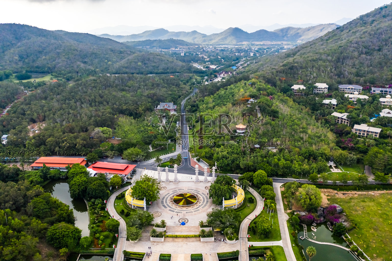 南海的佛教女神观音,三亚,海南,中国,亚洲。南山寺。照片摄影图片