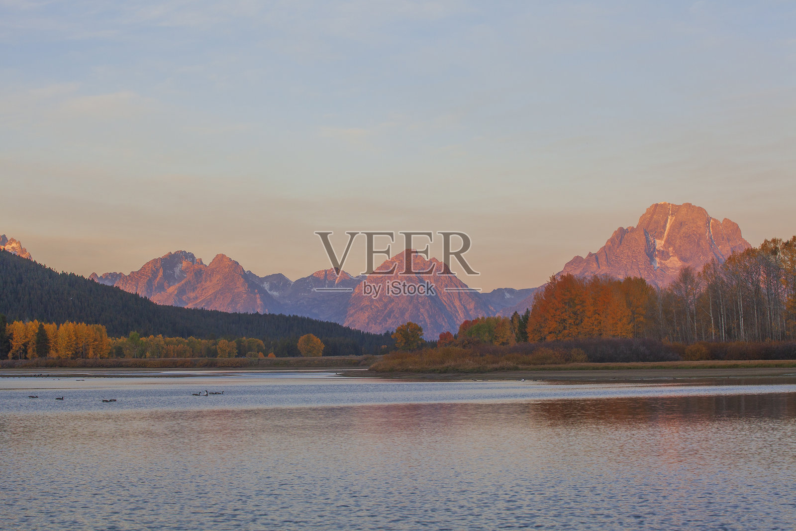 怀俄明州大提顿国家公园的秋季风景照片摄影图片