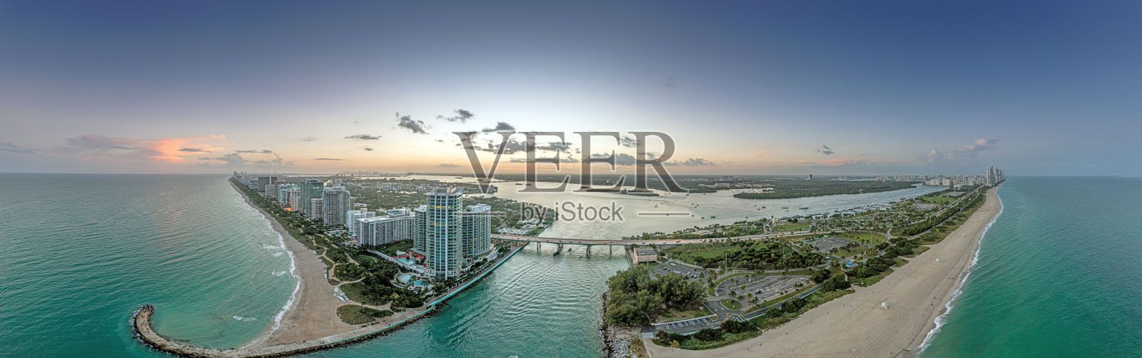 迈阿密海滩天际线的黄昏航拍全景图照片摄影图片