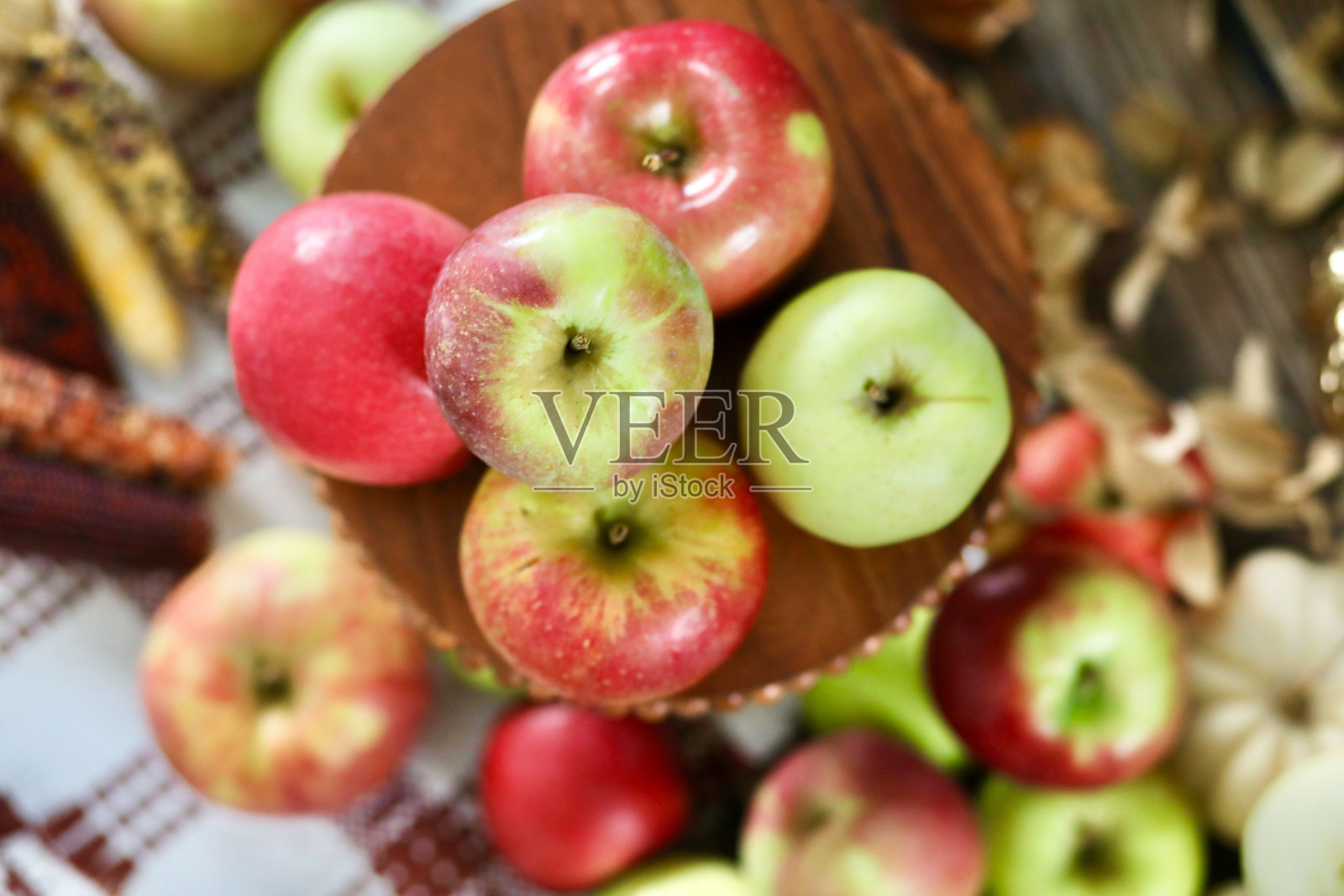 秋天的苹果照片摄影图片