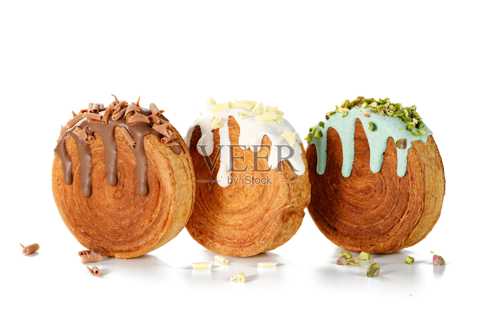 圆形可颂面包,内含不同馅料照片摄影图片