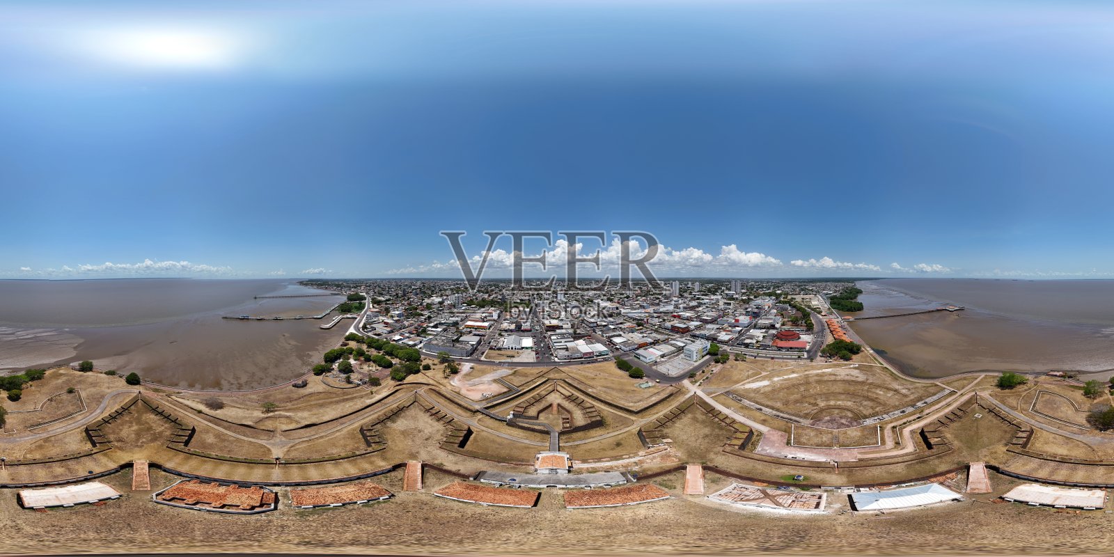 巴西阿马帕州马卡帕的圣约瑟夫堡的360度无人机航拍照片照片摄影图片