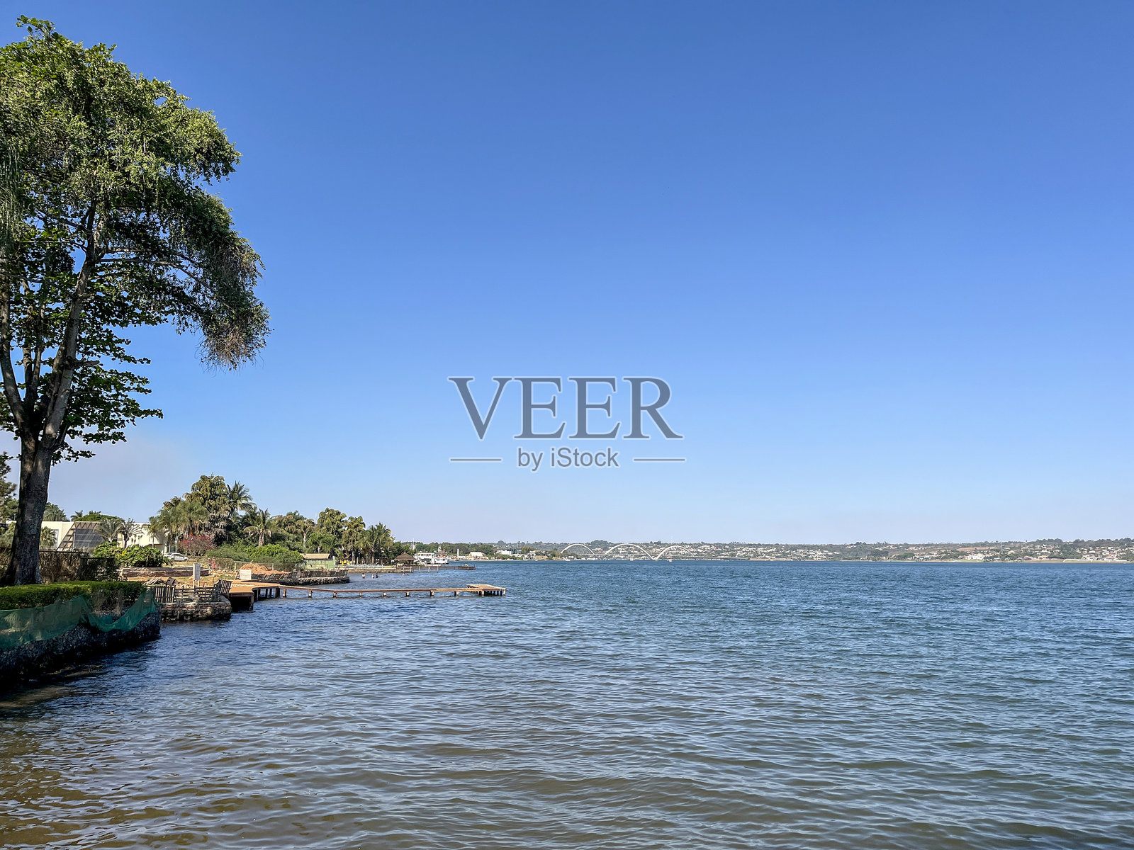 巴西利亚湖畔景观照片摄影图片