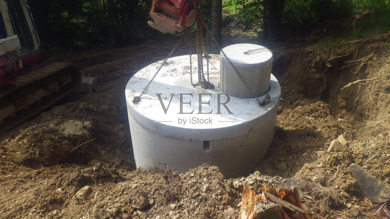 井的建设与水的保持照片摄影图片