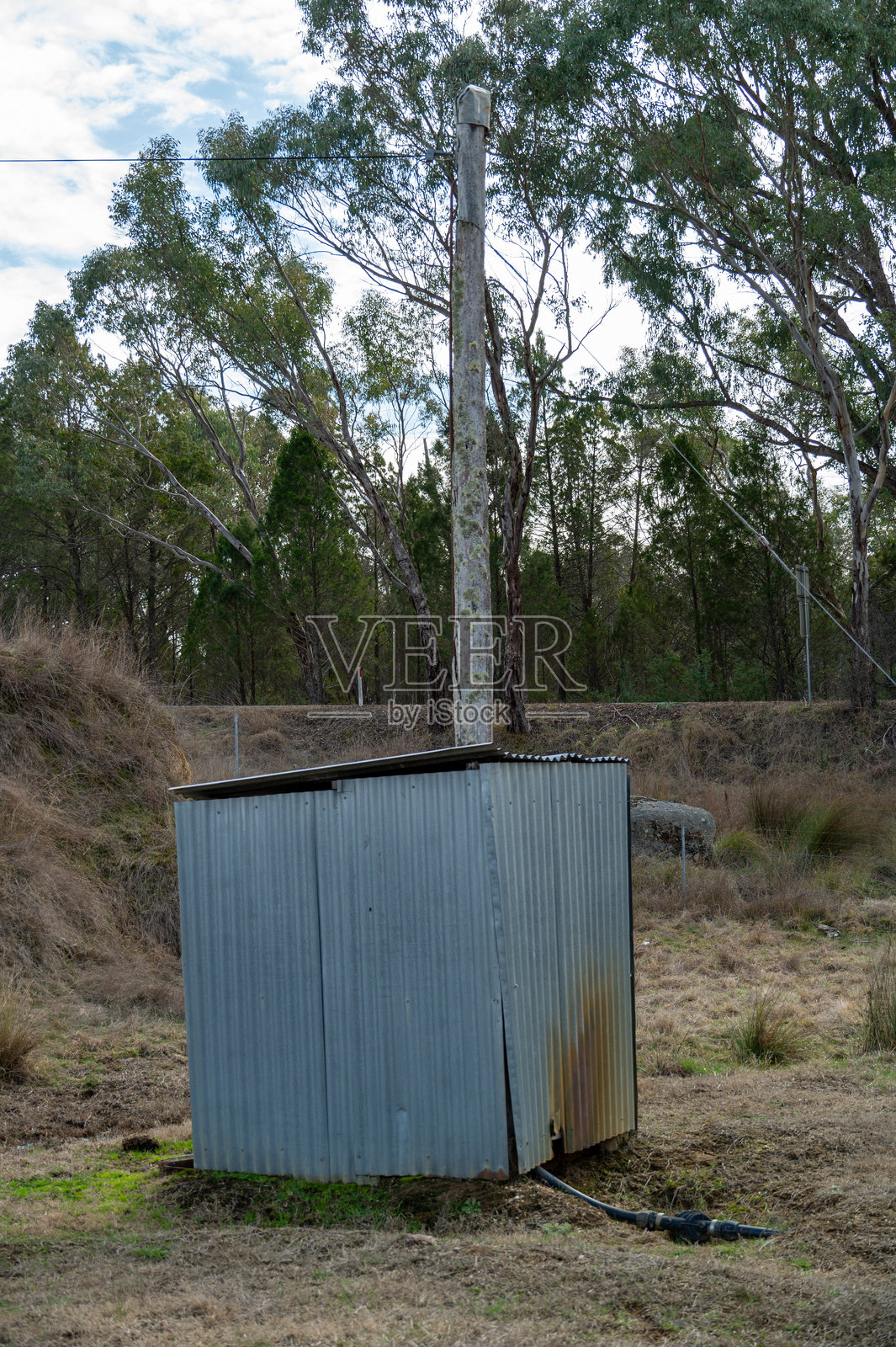 维多利亚州乡村水泵棚照片摄影图片