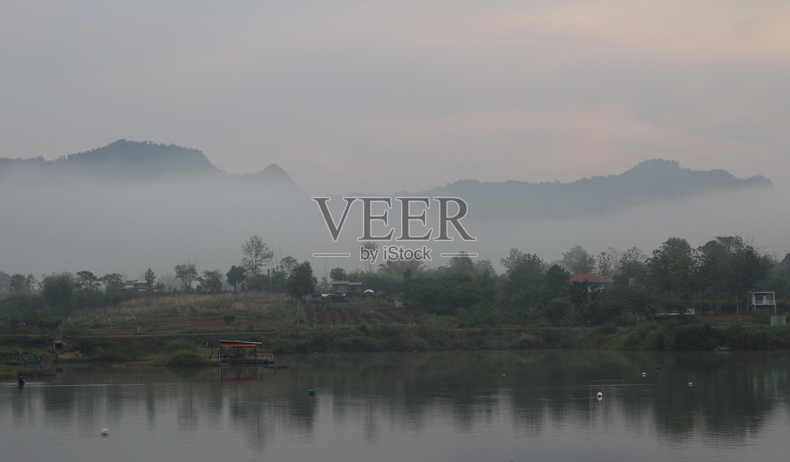 美丽的山脉照片摄影图片