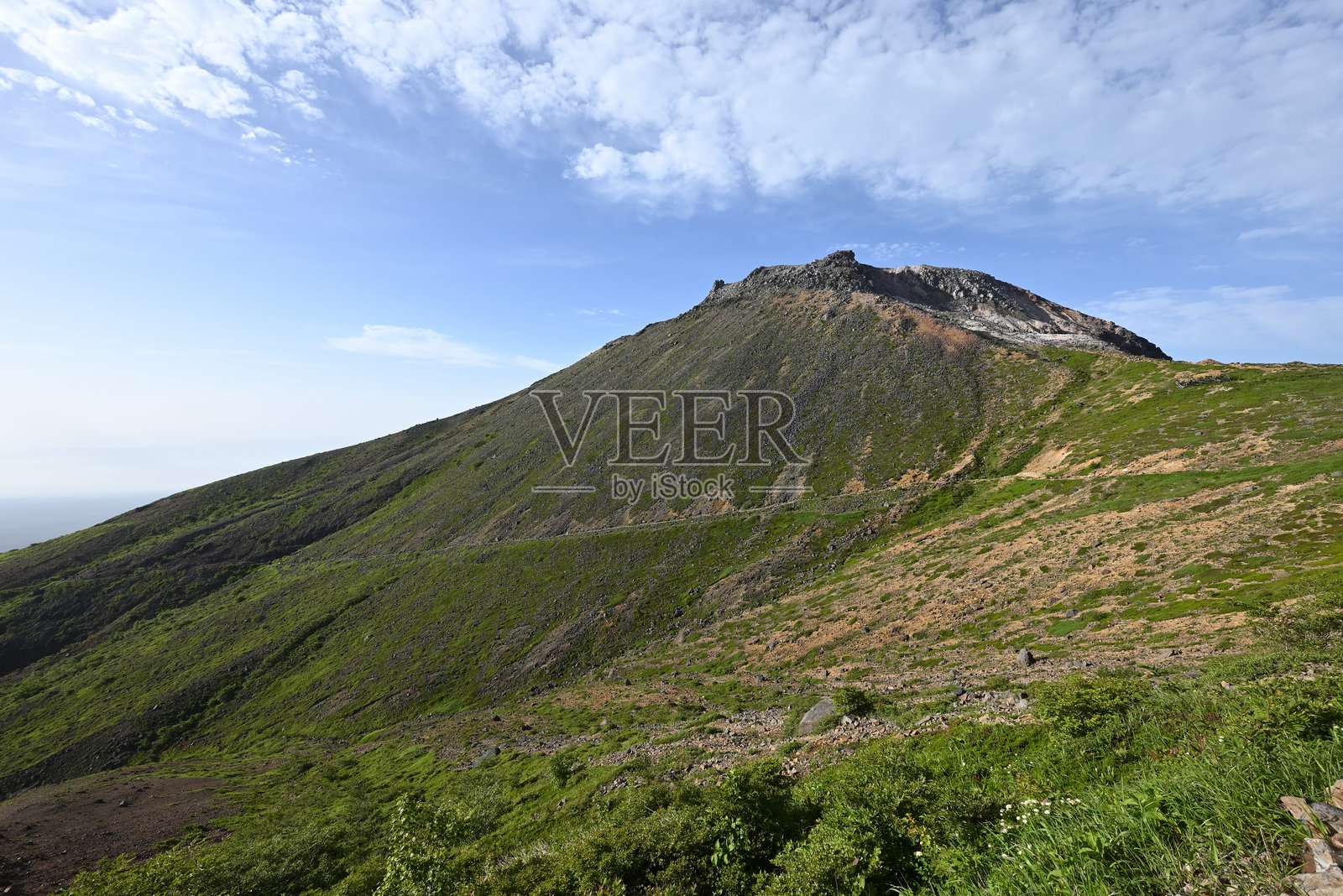 攀登那须山脊照片摄影图片
