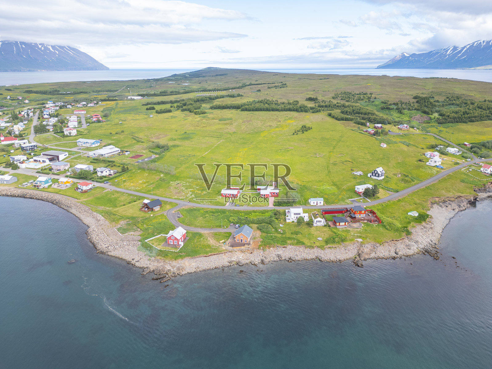 冰岛Hrisey岛的鸟瞰图照片摄影图片