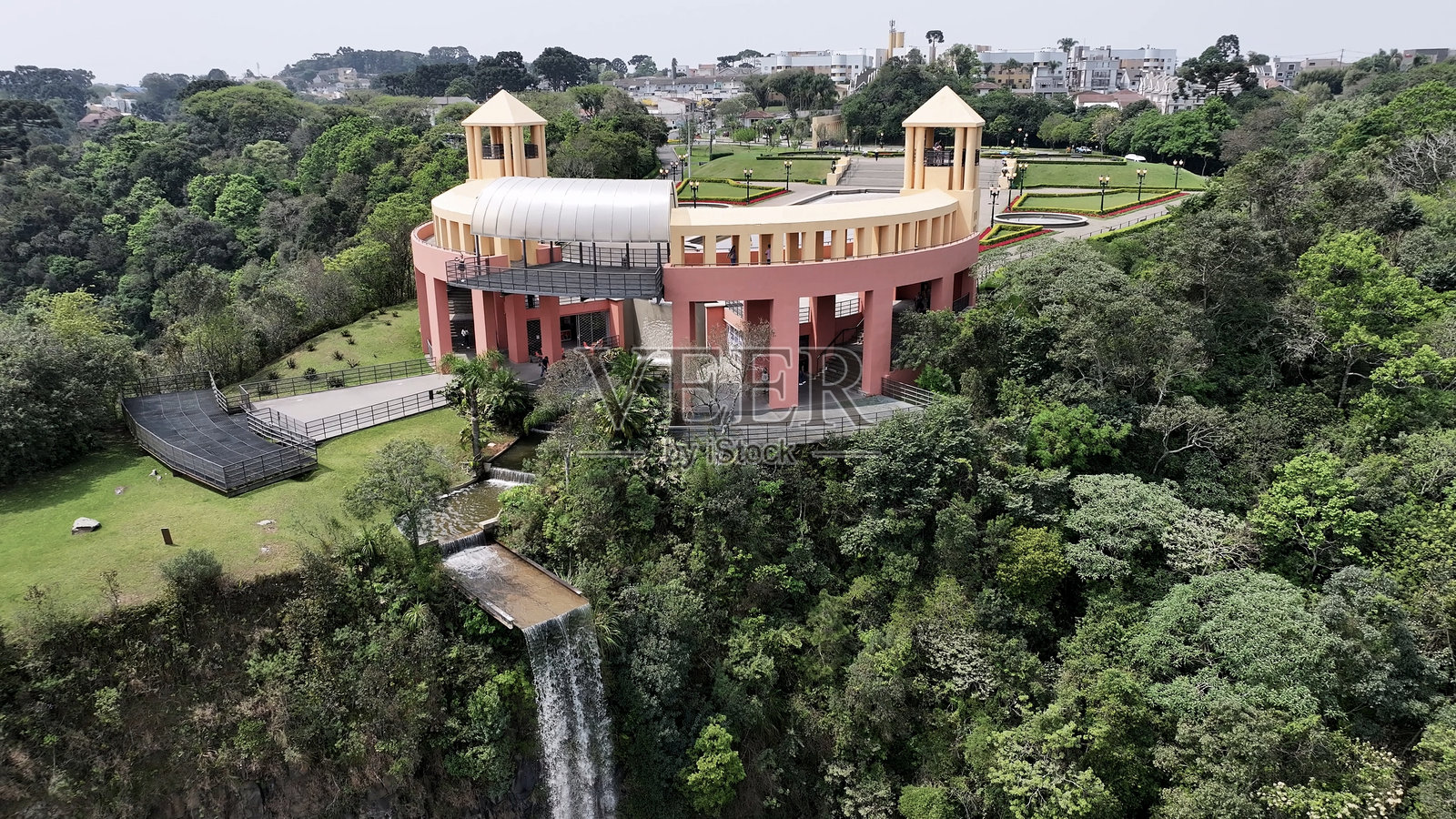 巴西南部巴拉那州库里提巴的唐瓜公园。照片摄影图片