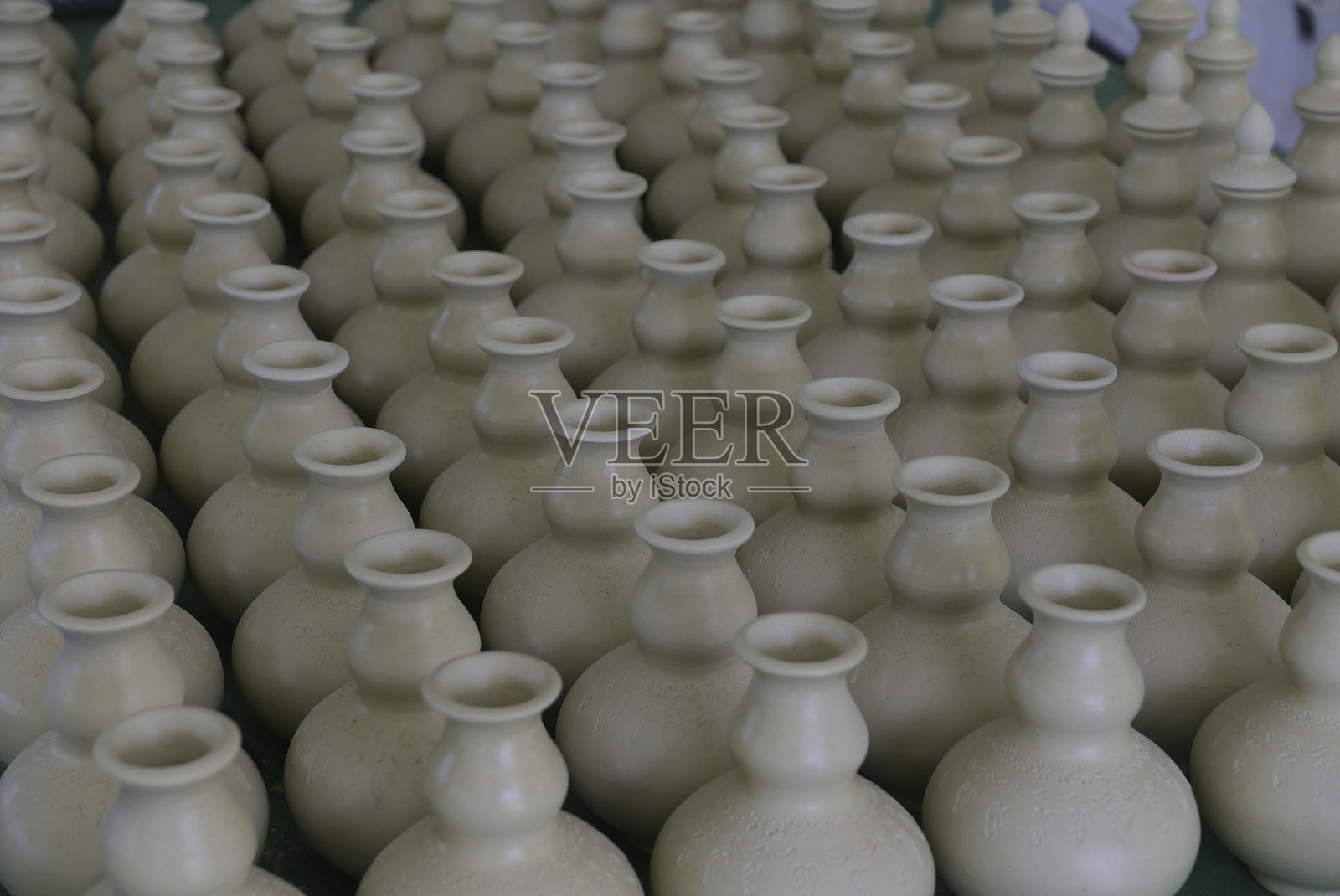 全景拍摄的白色陶器照片摄影图片