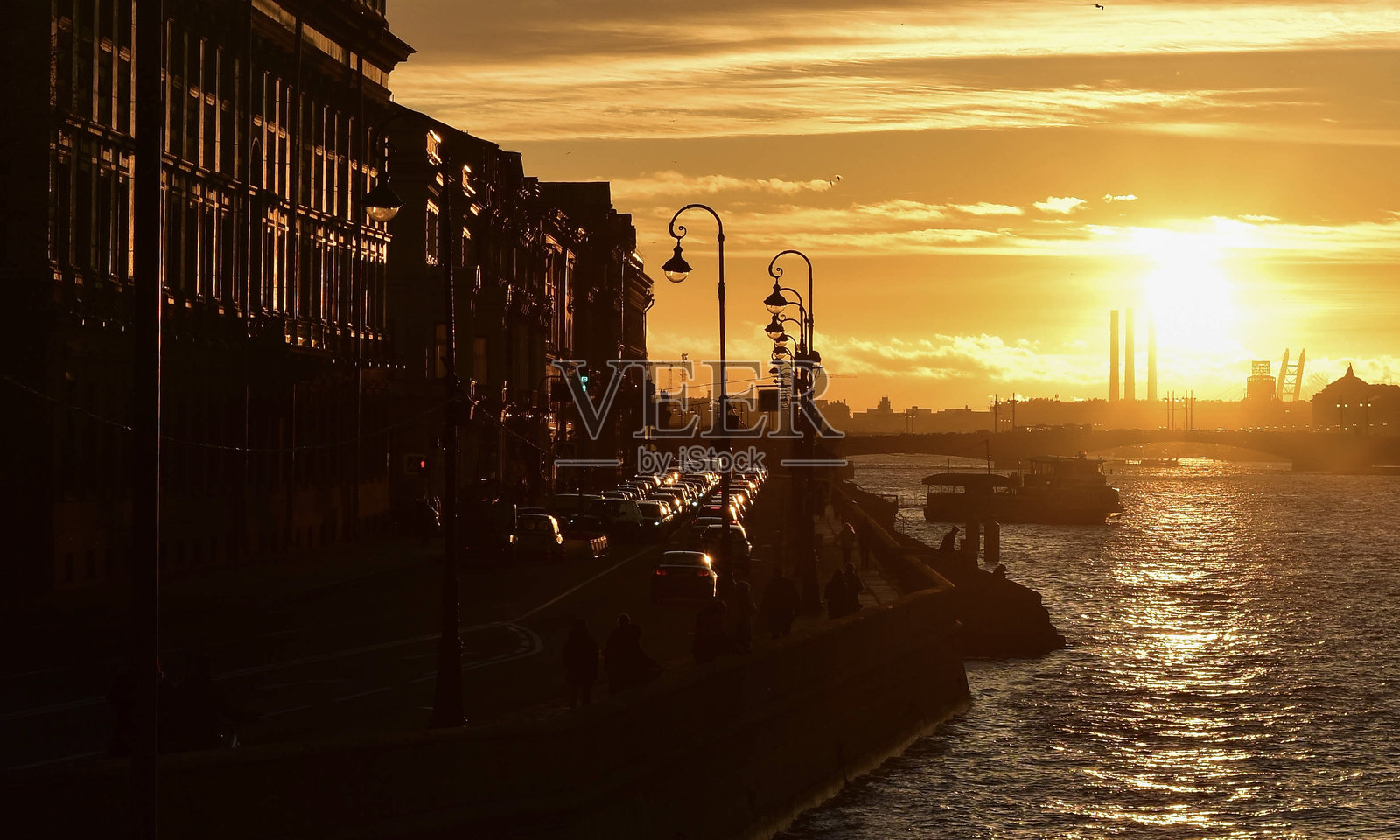 城市与日落照片摄影图片