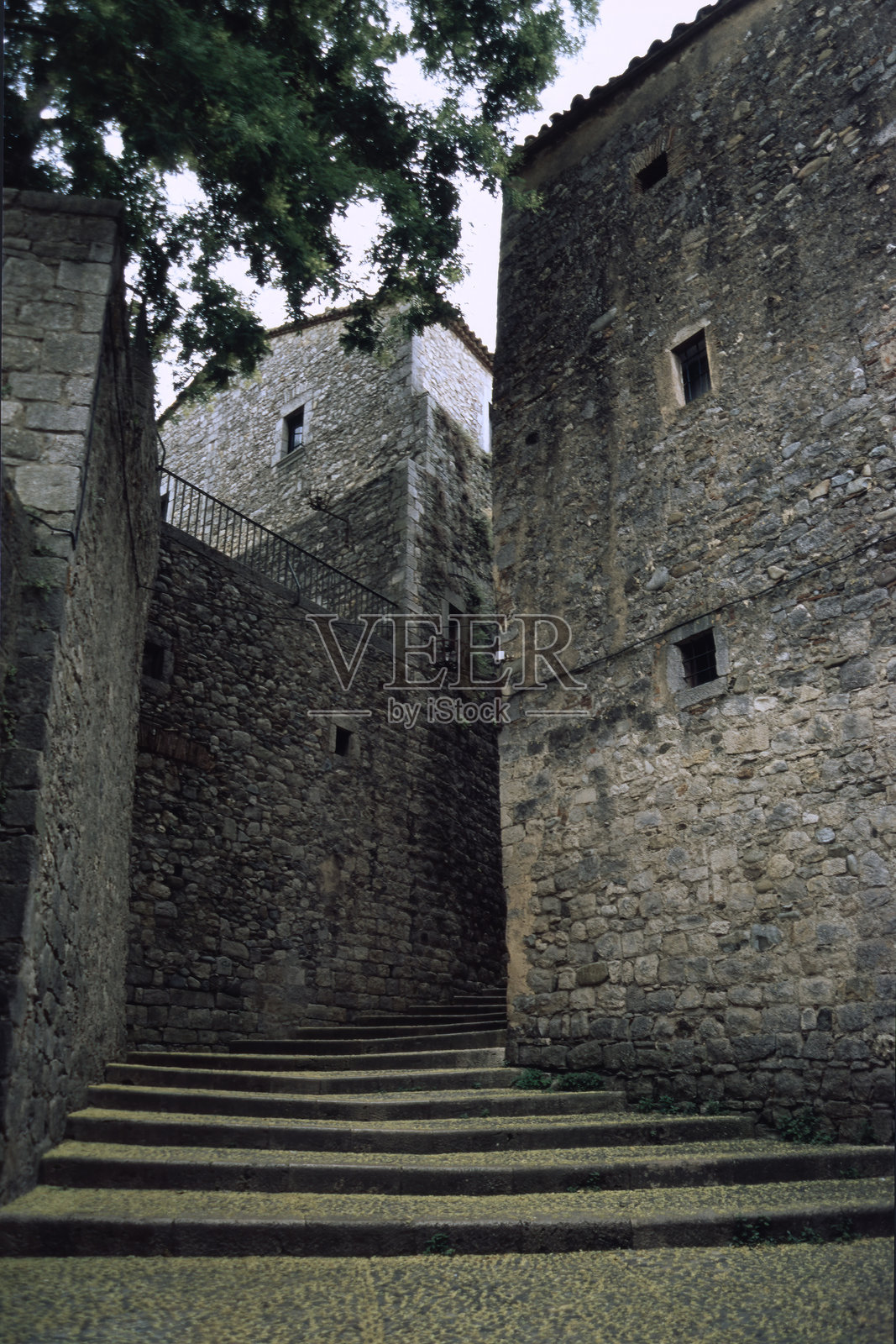 西班牙赫罗纳的景观照片摄影图片