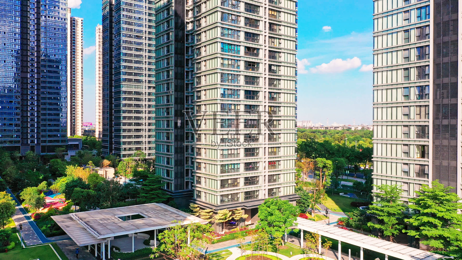 人类聚落,顺德市天际线,佛山,广东,中国,亚洲。粤港澳大湾区。照片摄影图片