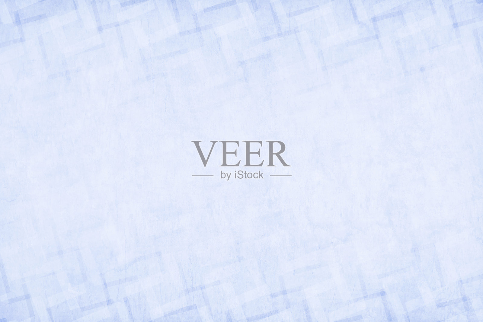 淡化的天空蓝柔和粉彩抽象图案,横向空白矢量背景,顶部和底部边缘有微弱倾斜线条设计,中心明亮简单。插画图片素材