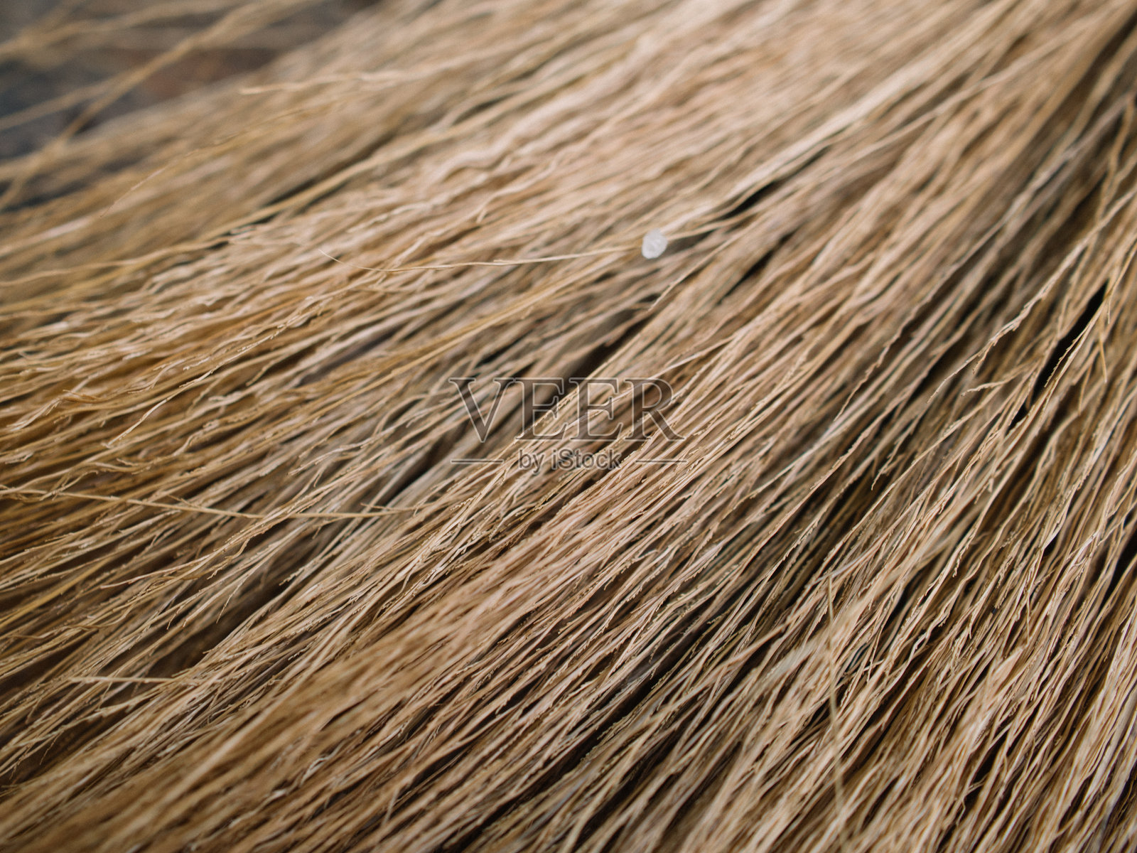 扫帚特写照片摄影图片