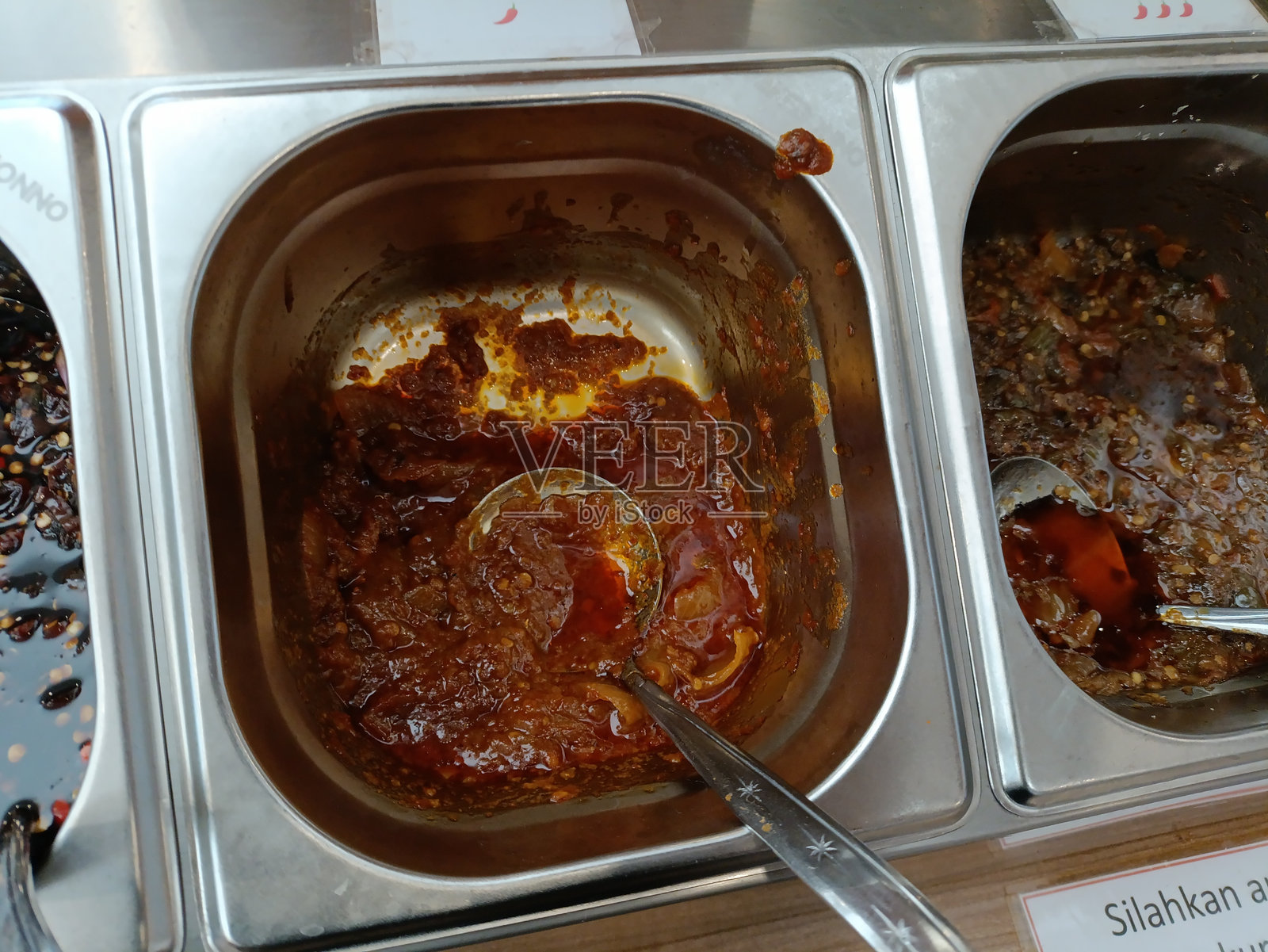 涮涮锅的酱料、香料和配料照片摄影图片