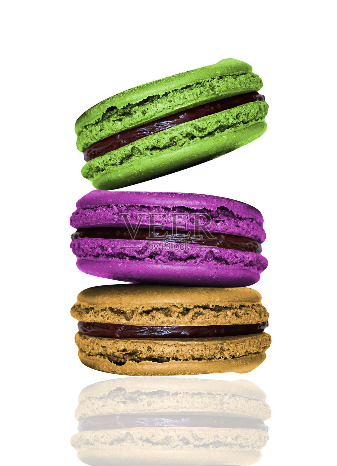 色彩缤纷的美味马卡龙孤立展示照片摄影图片