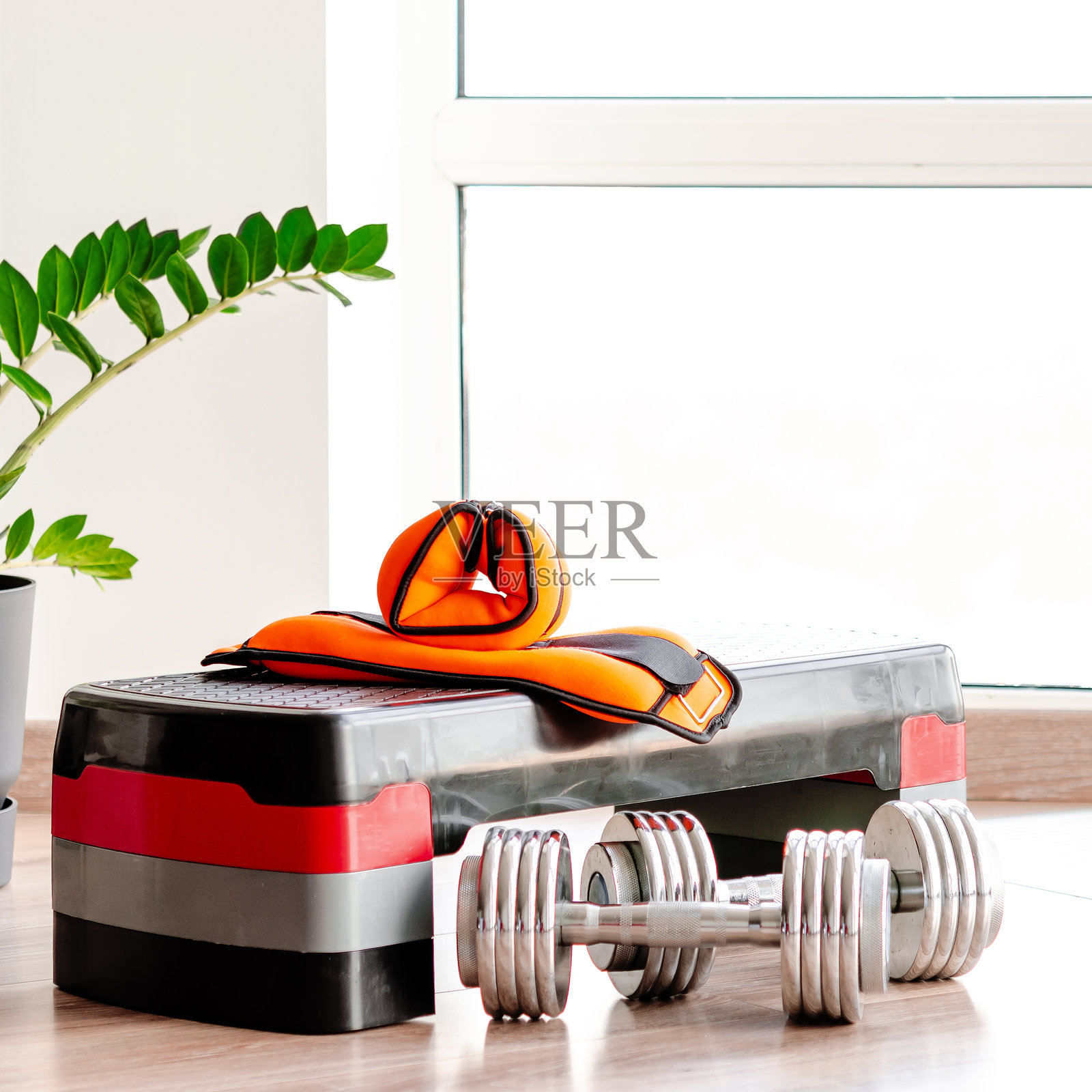 运动概念。运动器材。健身课程的运动器材套装照片摄影图片